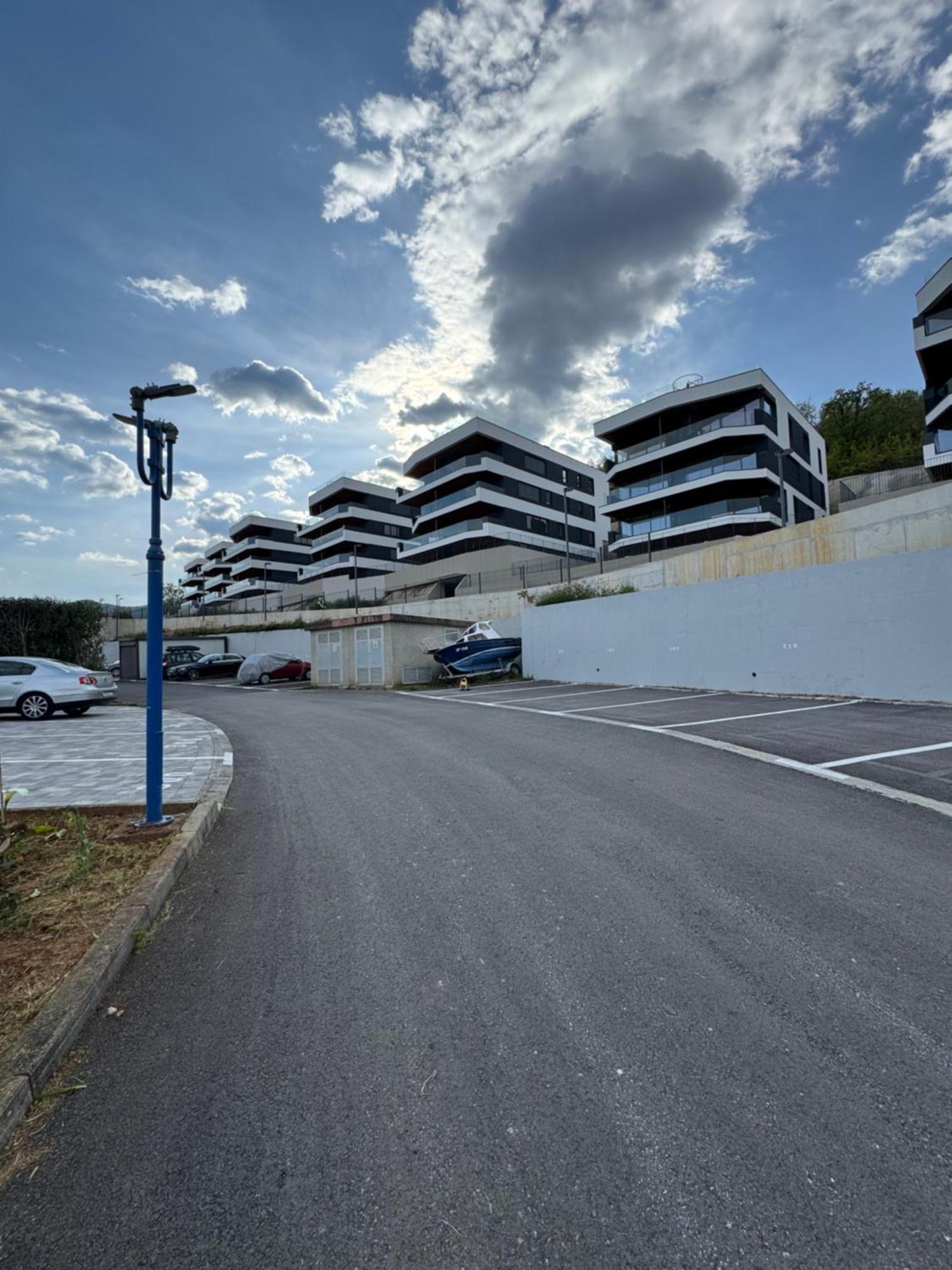Apartments Alyssa Ičići Buitenkant foto